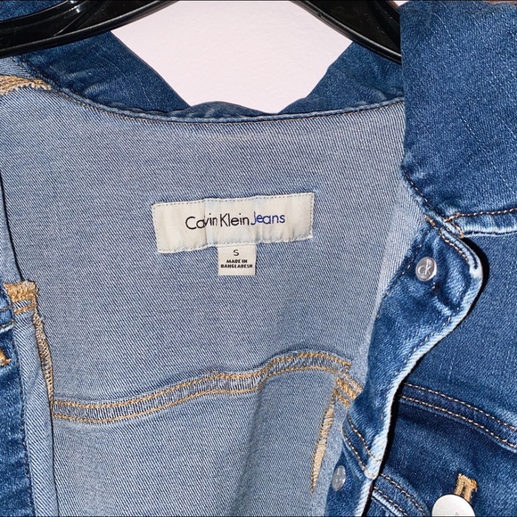 2/$20 CALVIN KLEIN JEAN JACKET - Picture 2 of 3